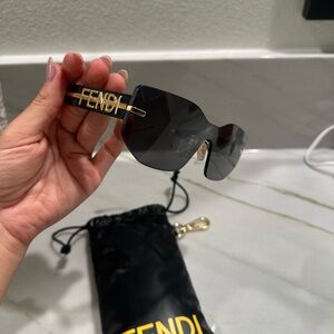 Fendi Black and Gold Sunglasses Sleek Modern Design